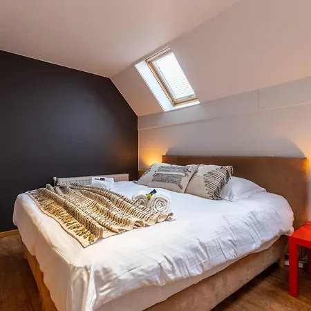 דירה Spacious And Modern Nearby The *